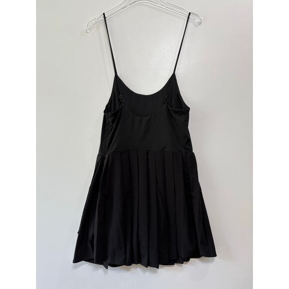 New In Pleated Cami Dress in Black Size Medium - Picture 5 of 9